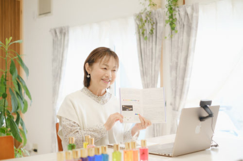 Step3.TCトレーナー講座 - 新潟カラーセラピー｜セラピスト＆講師養成